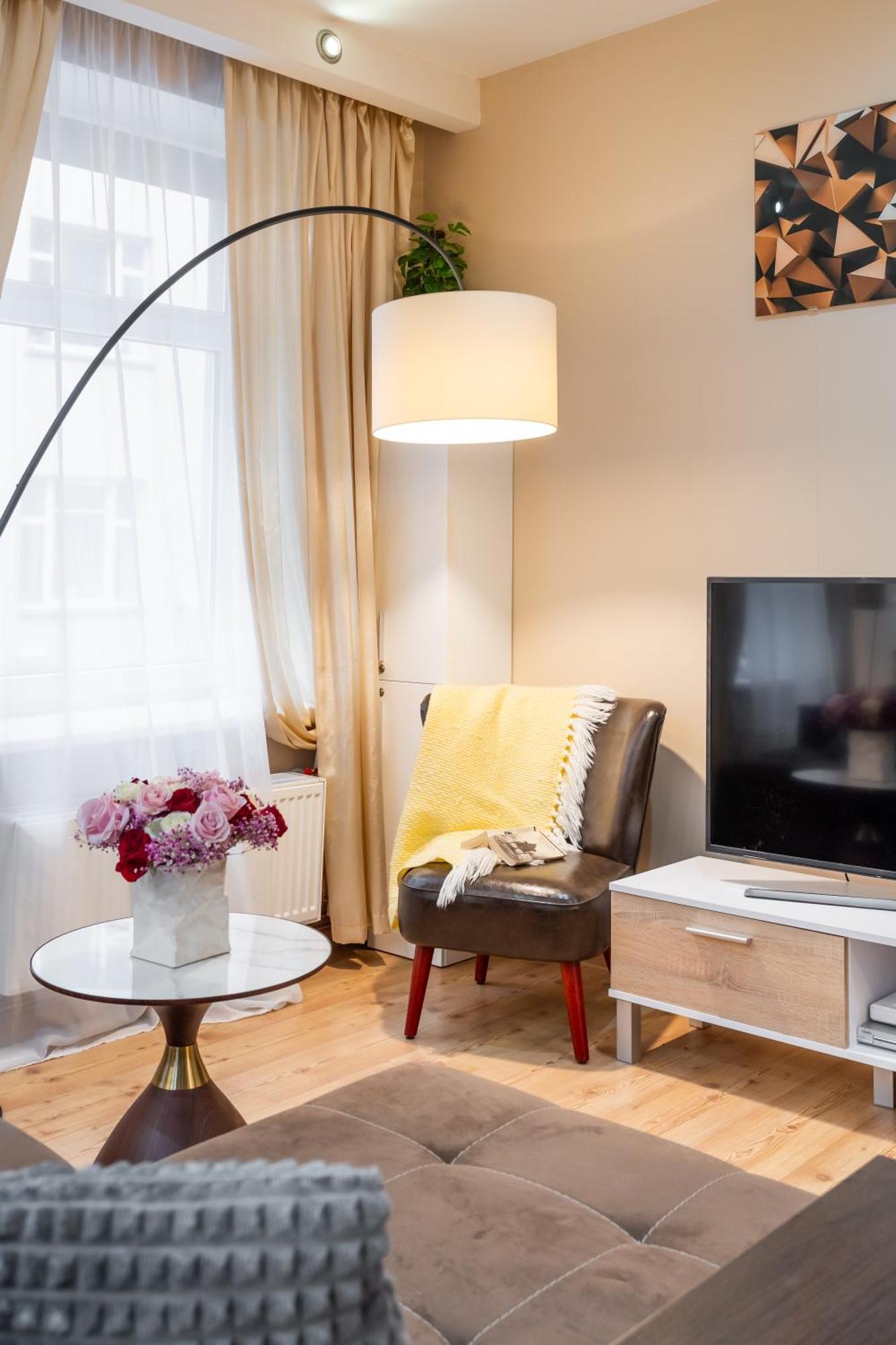 شقة Baltic Amber In Diplomatic District & Free Parking ريغا المظهر الخارجي الصورة